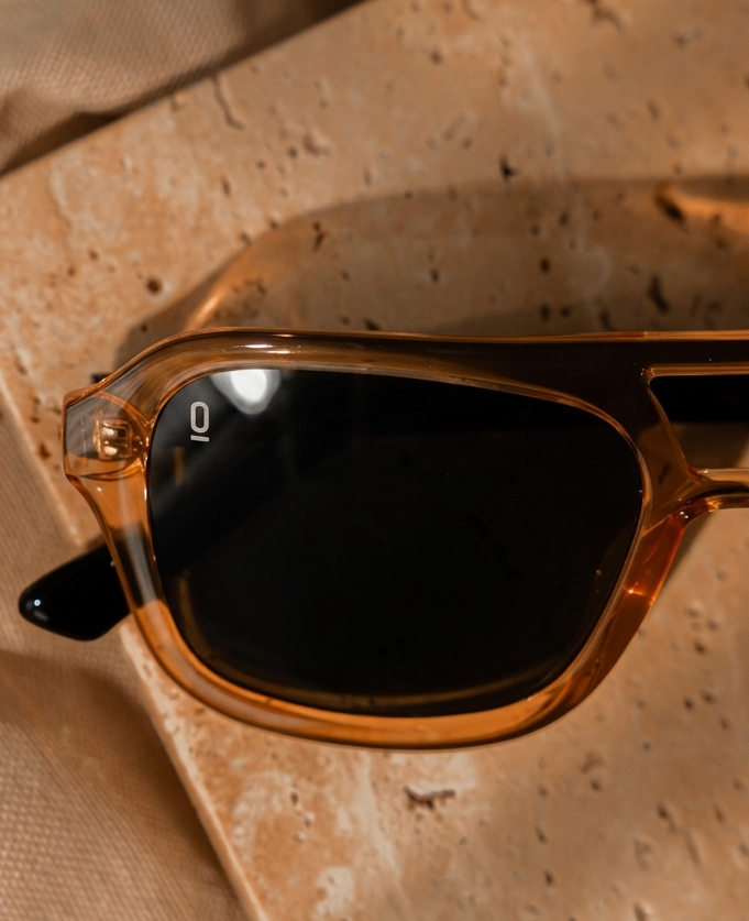 EYEWEAR 8